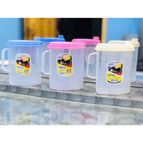 1 Litre Plastic Oil Jug with Lid & Handle