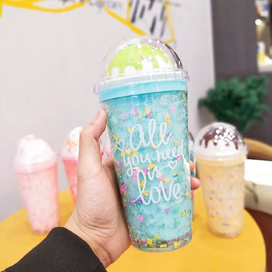 Whimsical Glitter Tumbler with Sweet Dome Lid – “All You Need is Love” Edition